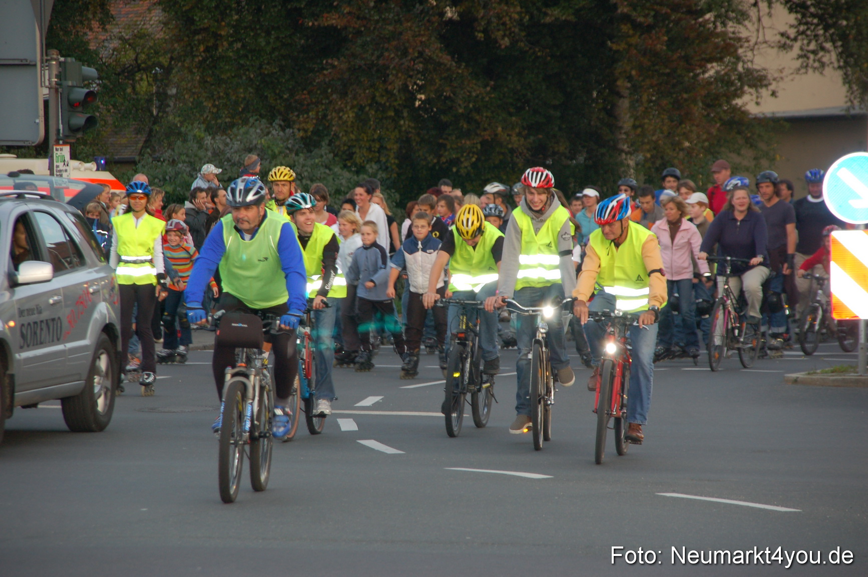 0013 Glossner Blade Night 150906